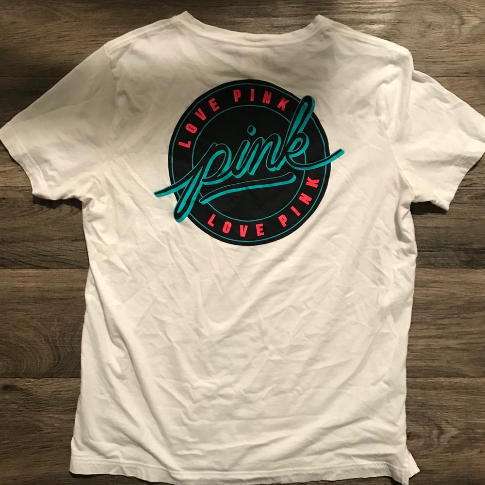 VS Pink logo shirt 🛑 SOLD ON MERCARI 🛑